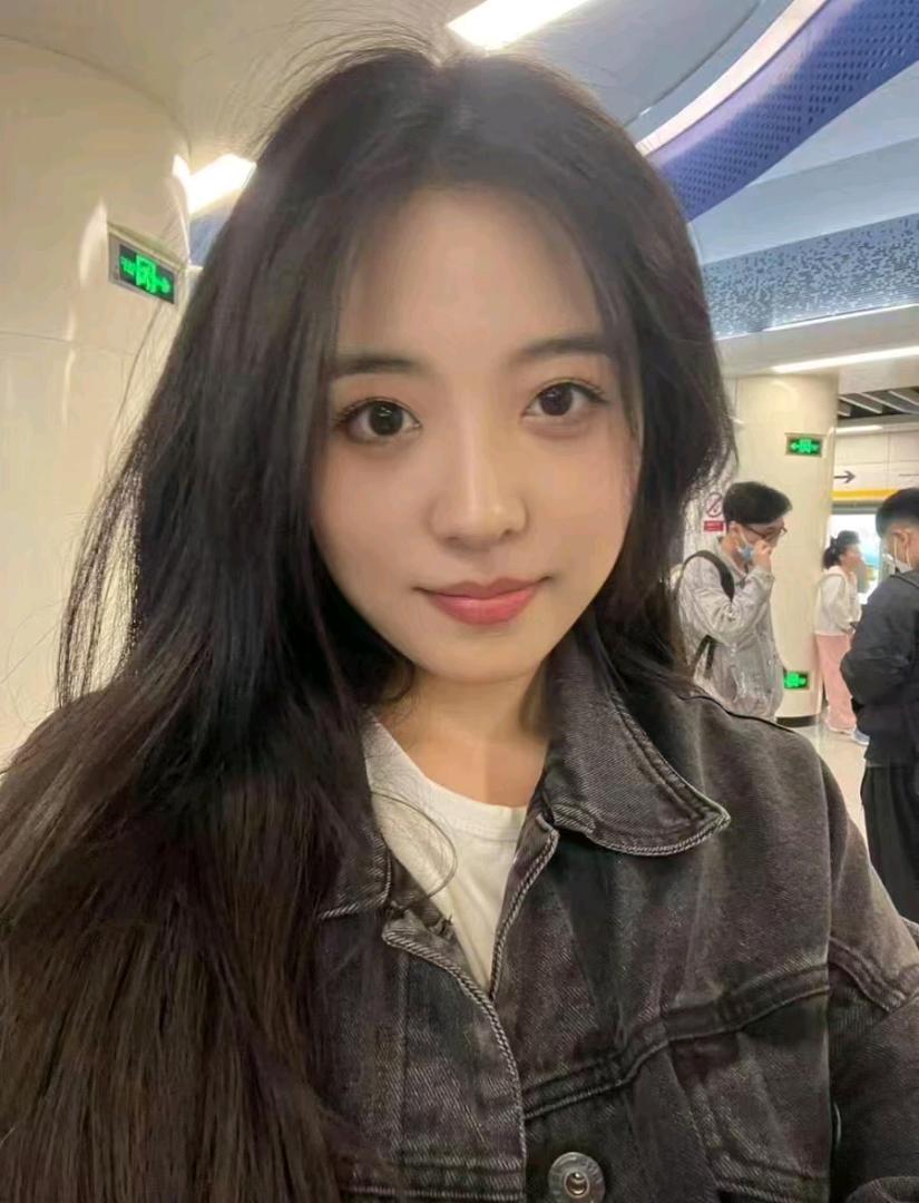 曹冰